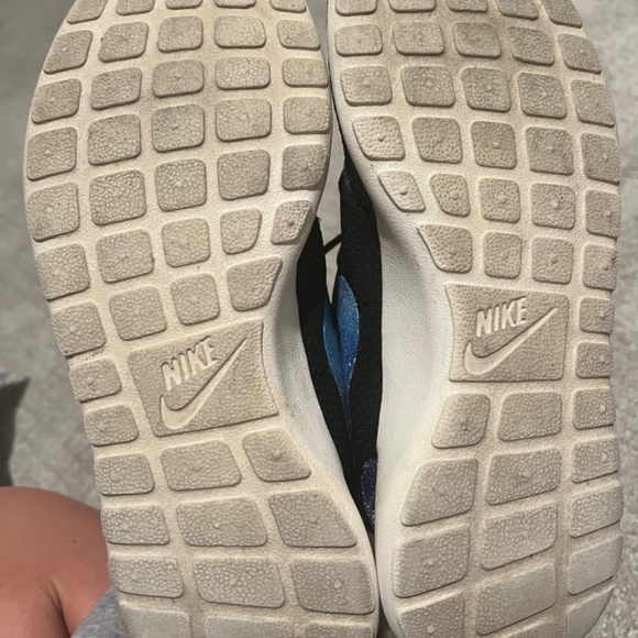 Custom Dyed Galaxy Nikes - Picture 3 of 3